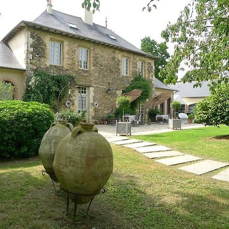 Bed and Breakfast Les Demeures De Marie Pacé Esterno foto